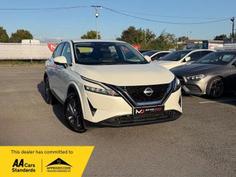 Nissan Qashqai 1.3 DIG-T MHEV Acenta Premium XTRON Euro 6 (s/s) 5dr