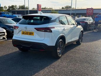 Nissan Qashqai 1.3 DIG-T MHEV Acenta Premium XTRON Euro 6 (s/s) 5dr