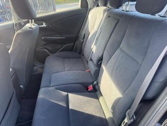 Honda Civic 1.8 i-VTEC ES Euro 5 (s/s) 5dr