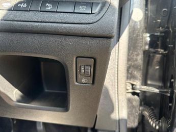 Peugeot 2008 1.2 PureTech Allure EAT Euro 6 (s/s) 5dr