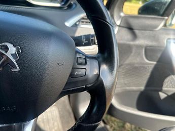 Peugeot 2008 1.2 PureTech Allure EAT Euro 6 (s/s) 5dr