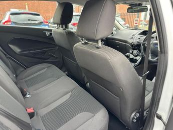 Ford Fiesta 1.0T EcoBoost Zetec Euro 5 (s/s) 5dr