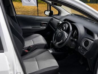 Toyota Yaris 1.0 Dual VVT-i Icon 5dr Multidrive Euro6