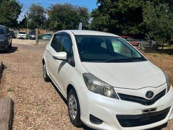 Toyota Yaris 1.0 Dual VVT-i Icon 5dr Multidrive Euro6