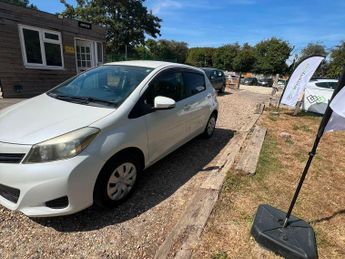 Toyota Yaris 1.0 Dual VVT-i Icon 5dr Multidrive Euro6