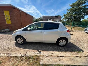Toyota Yaris 1.0 Dual VVT-i Icon 5dr Multidrive Euro6