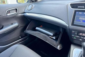 Honda Civic 1.8 i-VTEC SE Plus Navi Auto