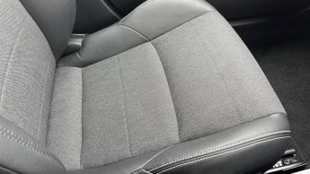 Toyota Corolla 1.8 VVT-h Design CVT Euro 6 (s/s) 5dr