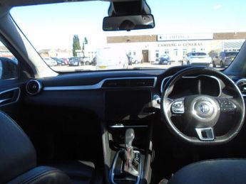 MG MG ZS 1.0 T-GDI Exclusive Auto Euro 6 5dr