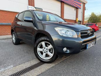 Toyota RAV4 2.0 XT-R SUV 5dr Petrol Automatic 4WD (212 g/km, 150 bhp)