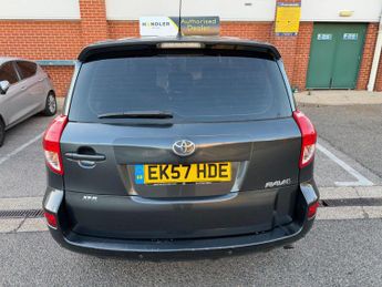 Toyota RAV4 2.0 XT-R SUV 5dr Petrol Automatic 4WD (212 g/km, 150 bhp)