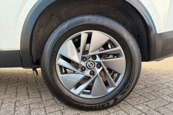 Nissan Qashqai 1.3 DiG-T MH 158 Acenta Premium 5dr Xtronic