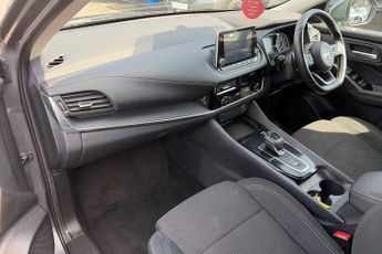 Nissan Qashqai 1.3 DiG-T MH 158 Acenta Premium 5dr Xtronic