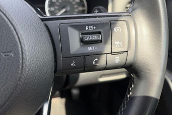 Nissan Qashqai 1.3 DiG-T MH 158 Acenta Premium 5dr Xtronic