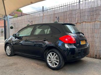 Toyota Auris 1.6 V-Matic TR 5dr