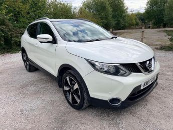 Nissan Qashqai 1.2 DIG-T N-Connecta 2WD Euro 6 (s/s) 5dr