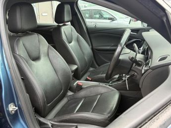 Vauxhall Astra 1.4i Turbo Elite Nav Auto Euro 6 (s/s) 5dr