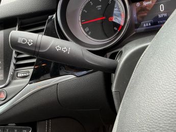 Vauxhall Astra 1.4i Turbo Elite Nav Auto Euro 6 (s/s) 5dr