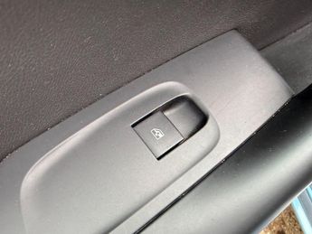 Vauxhall Astra 1.4i Turbo Elite Nav Auto Euro 6 (s/s) 5dr