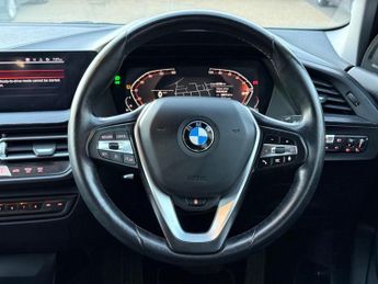 BMW 1 Series 1.5 118i Sport (LCP) DCT Euro 6 (s/s) 5dr