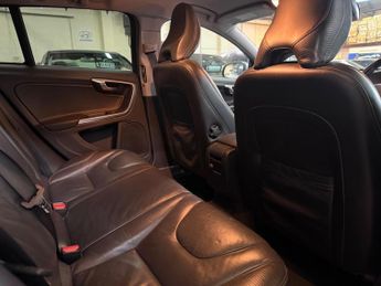 Volvo V60 3.0 T6 R-Design Lux Nav Estate 5dr Petrol Geartronic AWD Euro 5 