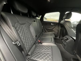Audi Q5 S LN ED1 40TDI MHEV QUAT SA