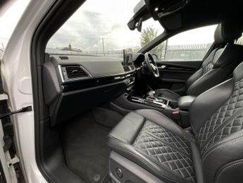 Audi Q5 S LN ED1 40TDI MHEV QUAT SA