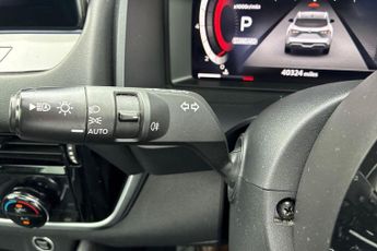 Nissan Qashqai 1.3 DiG-T MH 158 N-Connecta 5dr Xtronic