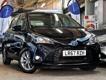 Toyota Yaris 1.5 VVT-h Icon Tech Hatchback 5dr Petrol Hybrid E-CVT Euro 6 (s/