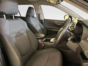 Toyota RAV4 2.5 VVT-h GPF Design SUV 5dr Petrol Hybrid CVT Euro 6 (s/s) (218