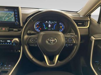 Toyota RAV4 2.5 VVT-h GPF Design SUV 5dr Petrol Hybrid CVT Euro 6 (s/s) (218