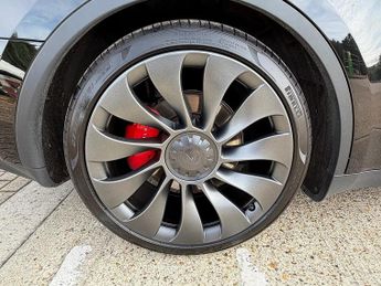 Tesla Model Y (Dual Motor) Performance SUV 5dr Electric Auto 4WDE (426 bhp)