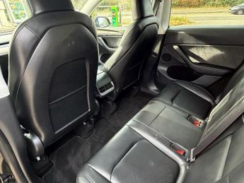 Tesla Model Y (Dual Motor) Performance SUV 5dr Electric Auto 4WDE (426 bhp)