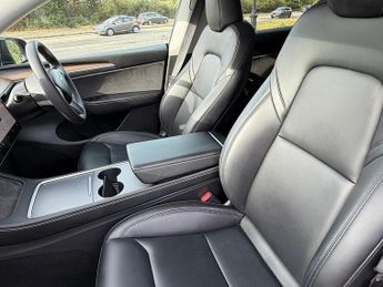 Tesla Model Y (Dual Motor) Performance SUV 5dr Electric Auto 4WDE (426 bhp)