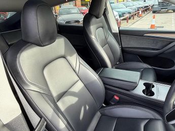Tesla Model Y (Dual Motor) Performance SUV 5dr Electric Auto 4WDE (426 bhp)