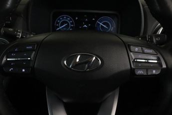 Hyundai KONA 39kWh SE Connect Auto 5dr (10.5kW Charger)