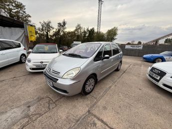 Citroen Xsara Picasso 2.0i 16V Desire 5dr