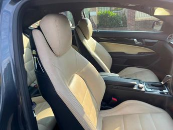 Mercedes-Benz C Class 2.1 C220 CDI BlueEfficiency Executive SE G-Tronic+ Euro 5 (s/s) 