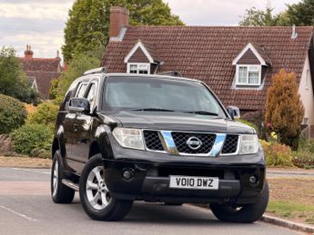 Nissan Pathfinder 2.5 dCi Acenta 5dr