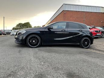 Mercedes-Benz A Class 2.1 A200d AMG Line (Premium) 7G-DCT Euro 6 (s/s) 5dr