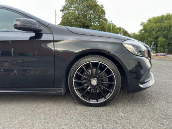 Mercedes-Benz A Class 2.1 A200d AMG Line (Premium) 7G-DCT Euro 6 (s/s) 5dr