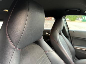 Mercedes-Benz A Class 2.1 A200d AMG Line (Premium) 7G-DCT Euro 6 (s/s) 5dr