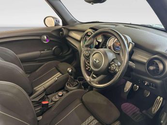 MINI Convertible 1.5 Cooper Sport Convertible 2dr Petrol Manual Euro 6 (s/s) (136