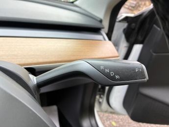 Tesla Model 3 (Dual Motor) Long Range Auto 4WDE 4dr