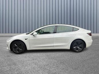 Tesla Model 3 (Dual Motor) Long Range Auto 4WDE 4dr