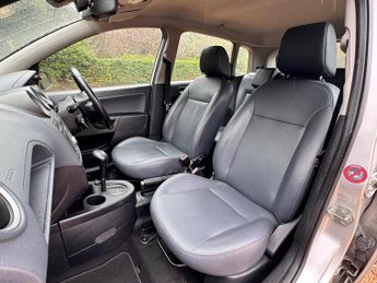 Ford Fiesta 1.6 Ghia 5dr