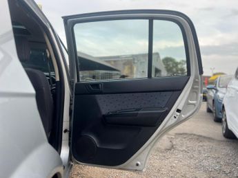 Hyundai Getz 1.3 CDX 5dr