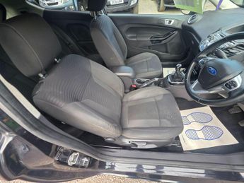 Ford Fiesta 1.0T EcoBoost Titanium Euro 5 (s/s) 3dr