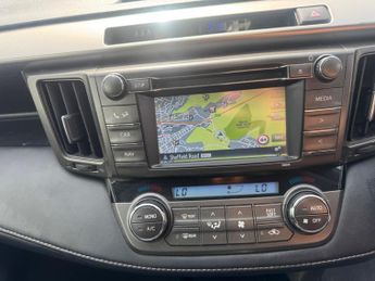 Toyota RAV4 2.0 D-4D Icon 2WD Euro 5 (s/s) 5dr