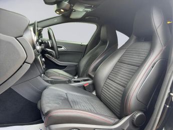 Mercedes-Benz CLA 1.6 CLA180 AMG Line Coupe 7G-DCT Euro 6 (s/s) 4dr